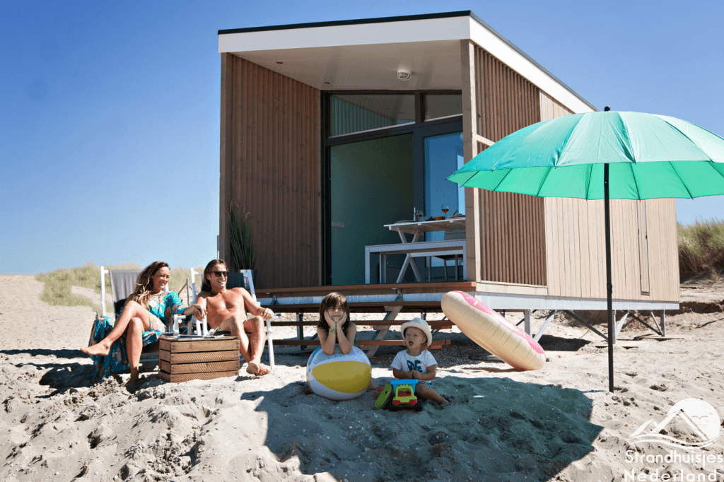 Strandhuisje boeken: overnachten op het strand